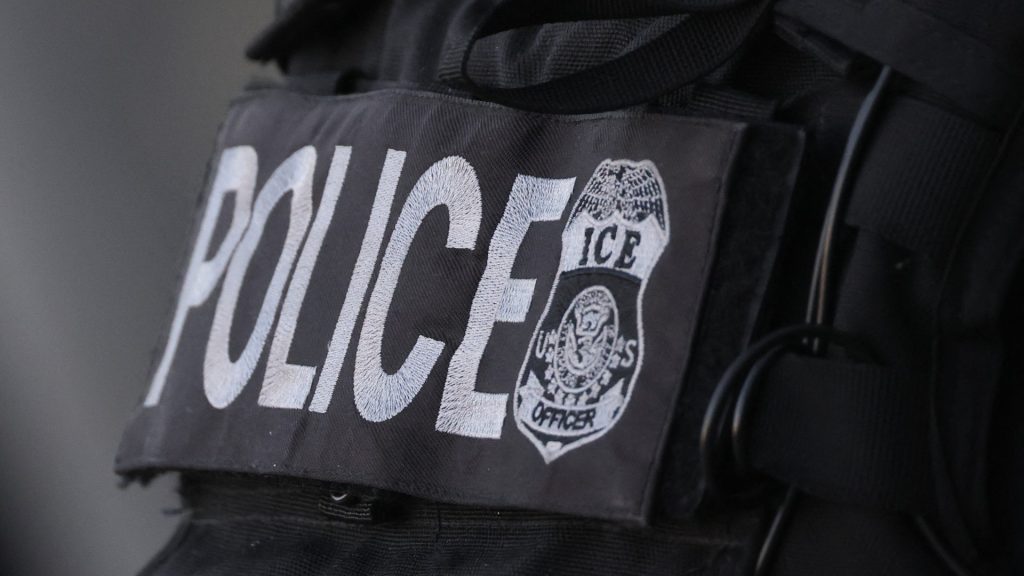 Lawmakers demand answers after reports of ICE leaving ‘death cards’ in Colorado