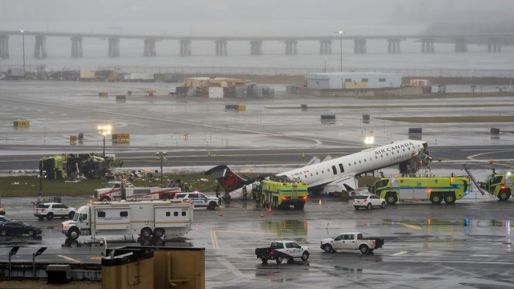 New video, audio give insight into moments leading up to deadly LaGuardia crash