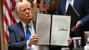 Trump to become first sitting president with signature on US currency