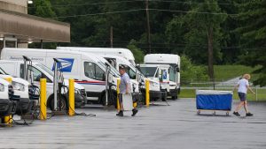 USPS to impose 8% fuel surcharge on packages