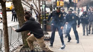 Police investigate ISIS-inspired attack after IED thrown near NYC mayor’s home