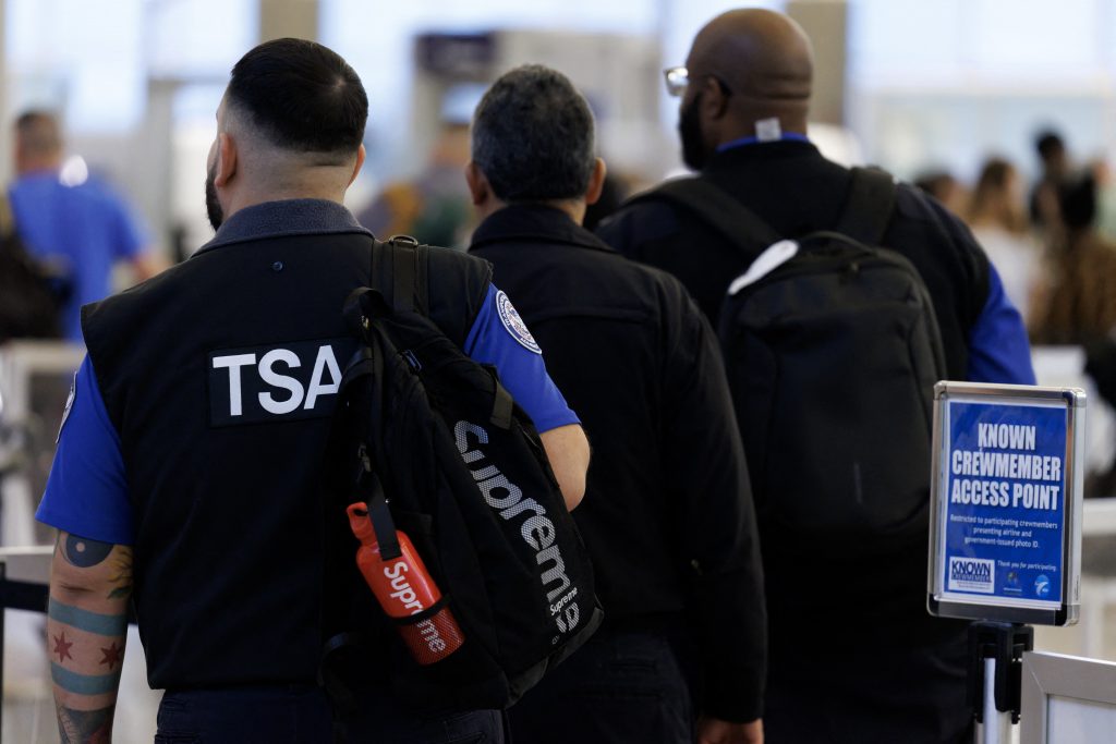 Trump announces emergency TSA funding order to unsnarl airport lines