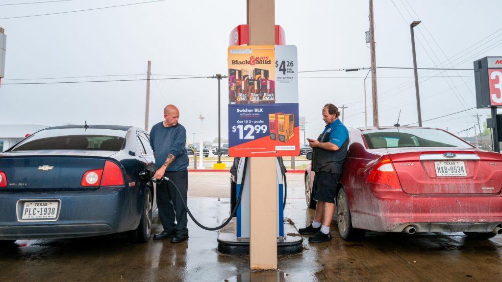 How today’s gas prices compare to a 30-year history of inflation