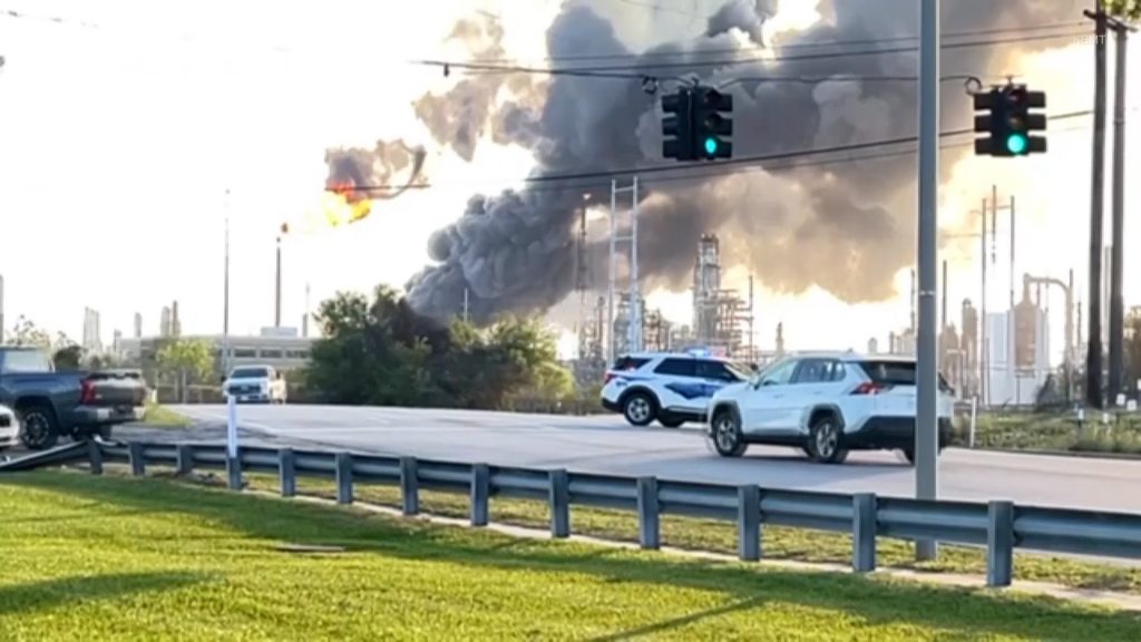 A Texas refinery explosion reignites debate over EPA’s chemical safety rules