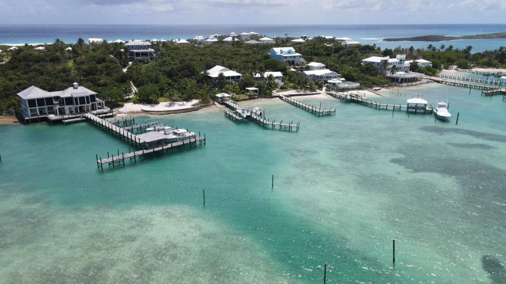 Husband of missing woman in Bahamas released without charges