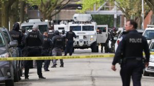 Police officer killed after suspect opens fire in Chicago hospital