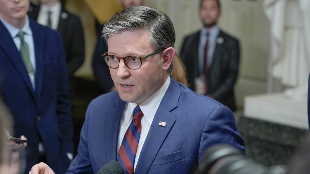 House passes bill to extend controversial surveillance program