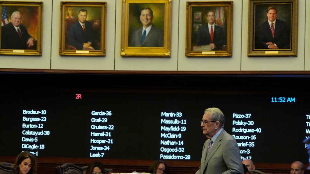 Florida makes late entry into redistricting, passing map favoring Republicans