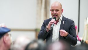 Trump backs Hilton, complicates GOP path in California race