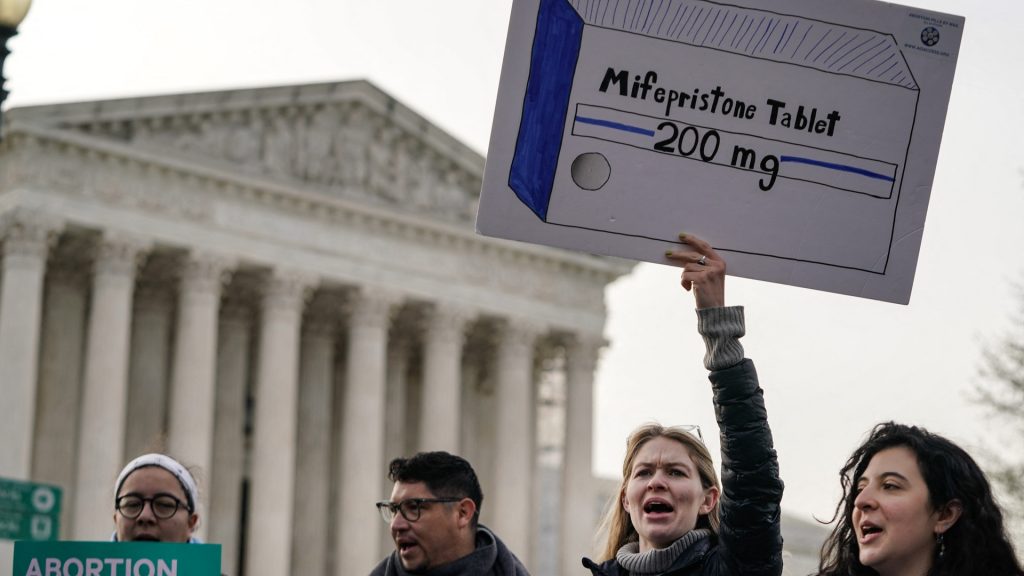Supreme Court extends temporary order letting mifepristone be accessed remotely