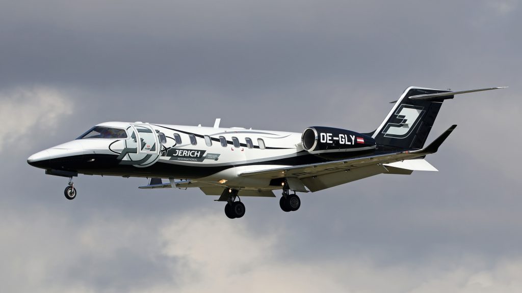 Is the apocalypse now? One man is tracking flights by the rich to find out
