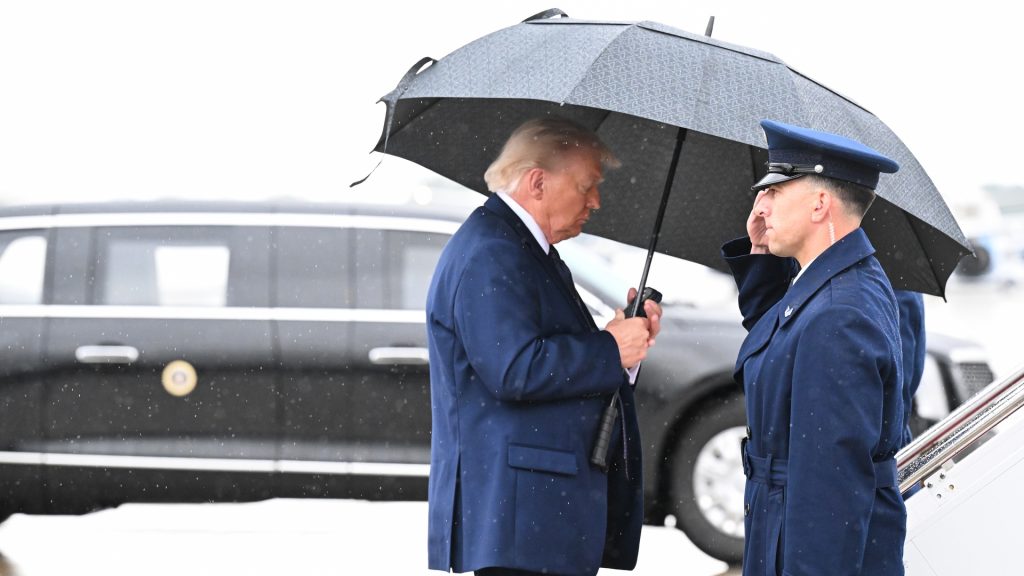 Trump returns to Walter Reed for third medical visit in just over a year