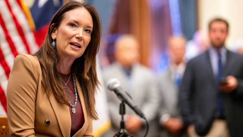 US mounts response as screwworm threat moves closer to border