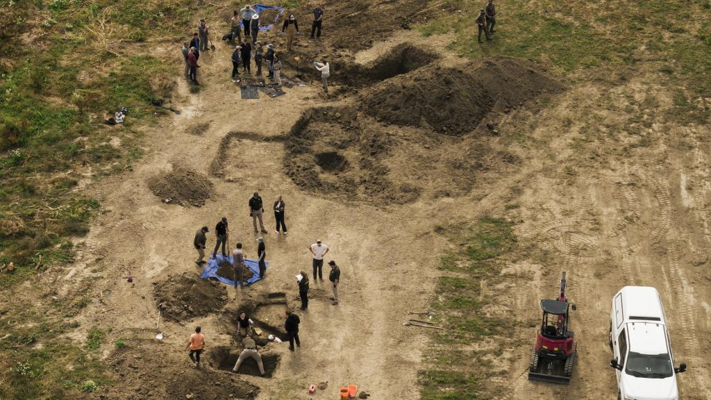 This California ‘no-kill’ rescue is under investigation after mass graves found