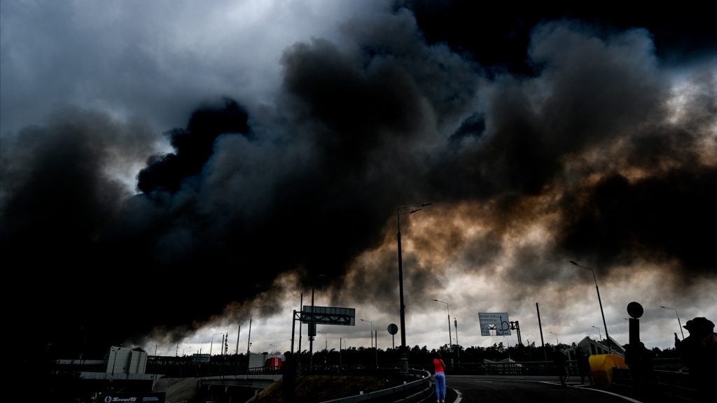 Ukraine hits Moscow refinery, warns Russia: ‘Moscow will burn’