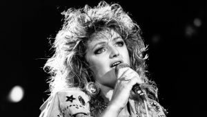 ‘Total Eclipse of the Heart’ singer Bonnie Tyler dies at 75