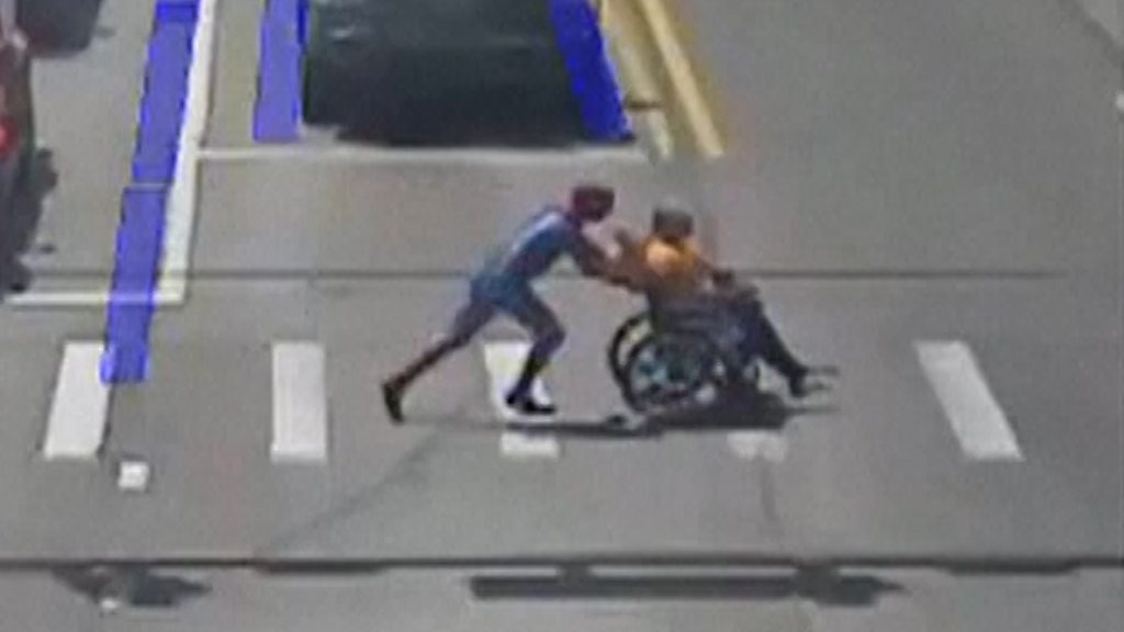 Spider-Man? Nope. Just a good Samaritan