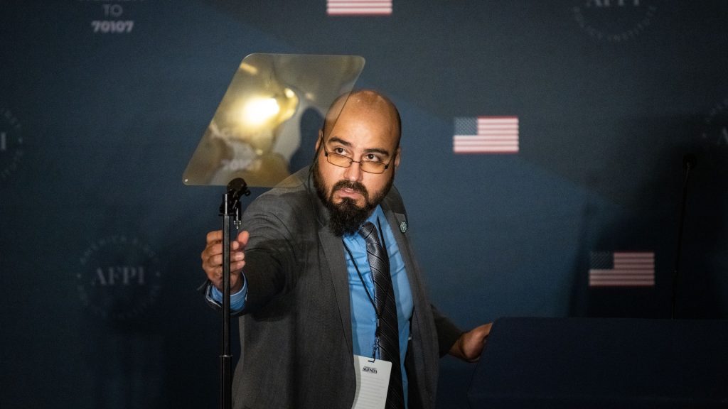 He had Trump’s speeches before anyone else. Investigators say he bet on them