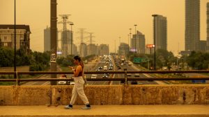 Minnesota wildfires force dramatic rescues as smoke chokes the Eastern US