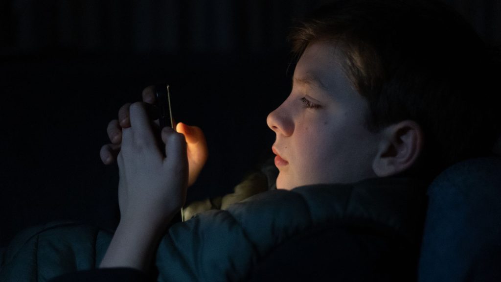 Meta will cap teens at two hours a day. Teens might not listen