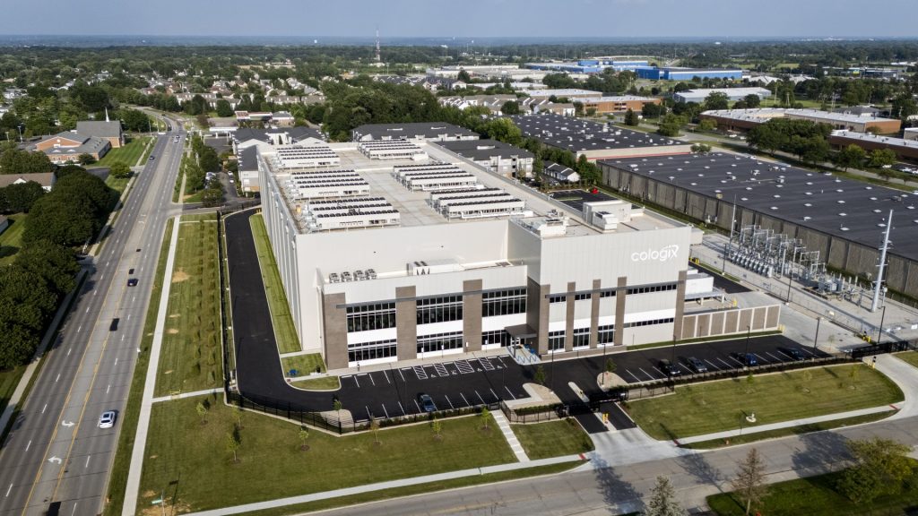 Largest US grid floats paying data centers to shut off during power scarcity
