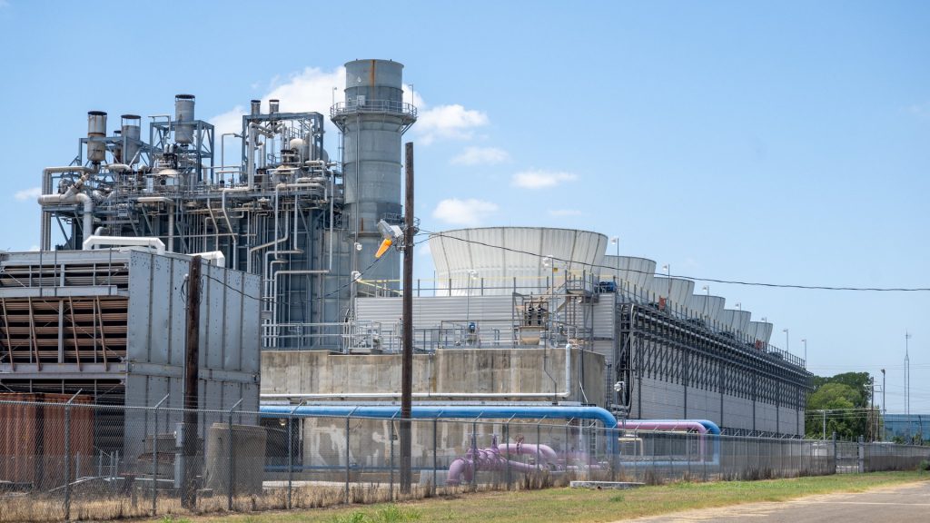 Louisiana utility’s plan to buy Texas power plant derailed over ratepayer cost
