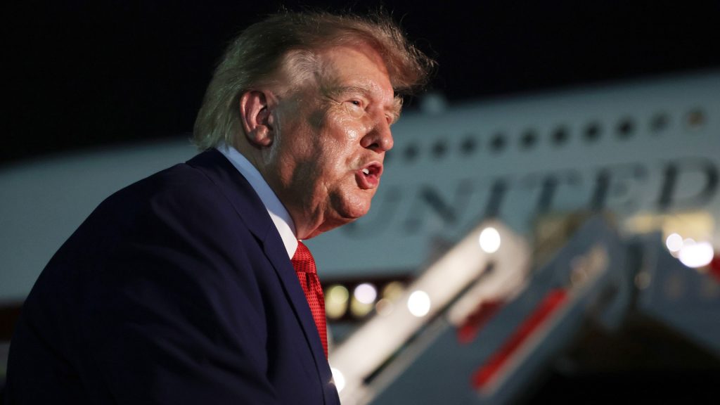 Democrats press White House over Trump’s secret Turkey flight switch