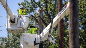 As power restoration deadlines loom, thousands are still without power in Indiana