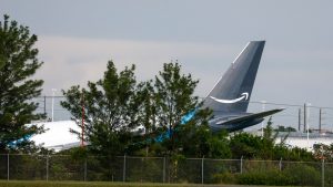 5 dead after cargo plane overruns runway at Miami International Airport, halting flights