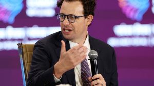 AI leaders back call to slow pace of frontier model development