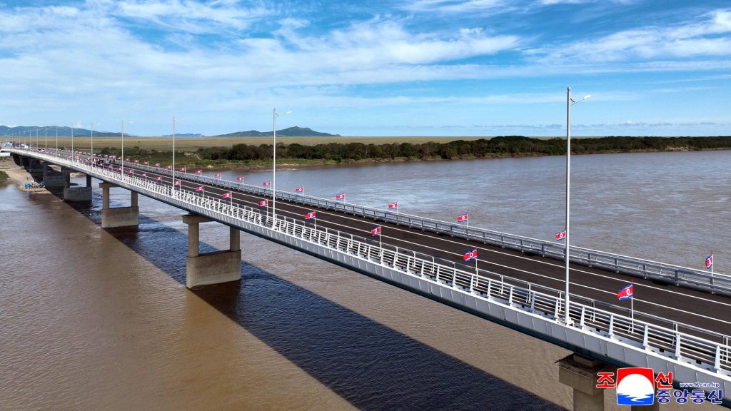 Russia and North Korea open a small bridge with big wartime meaning