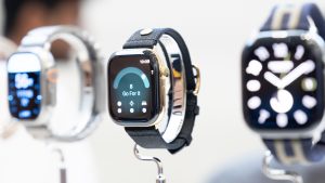 Counting calories with a smartwatch? Your results are probably wrong, study finds