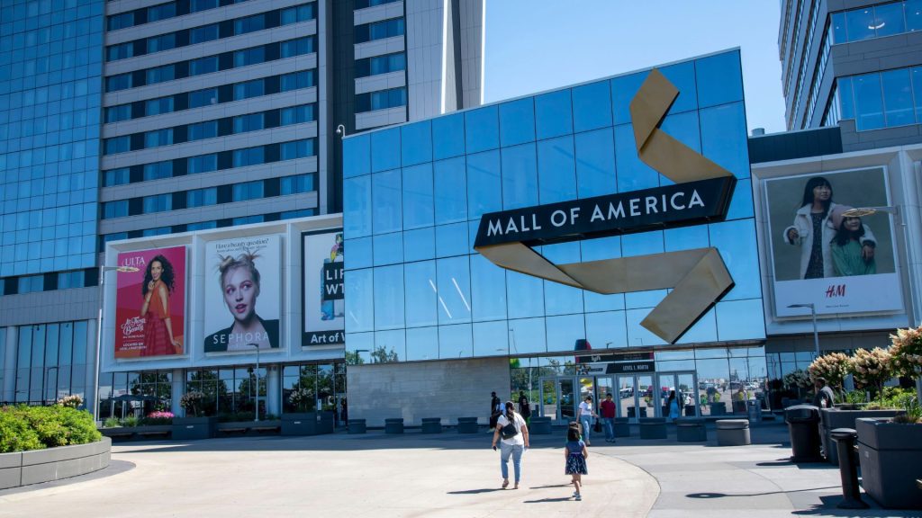 FBI says it arrested a man who planned terrorist attack at the Mall of America