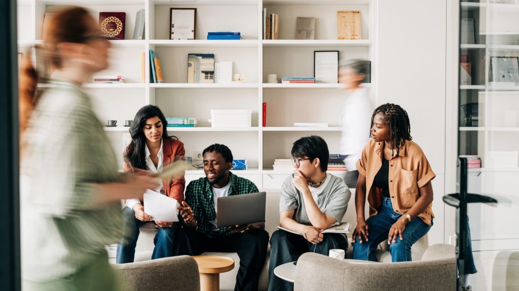 ‘Loud working’ puts workplace visibility under the spotlight