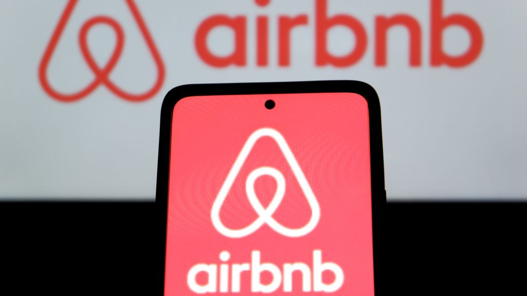New Airbnb policy: Guests are not housekeepers