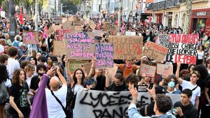 Thousands arrested as student protests spread across France