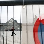 French museums closed as officials brace for another weekend of protests
